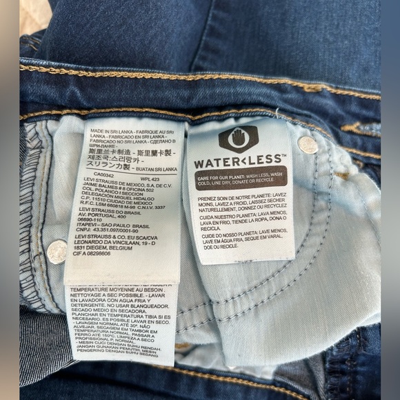 Levi’s 711 Skinny Jeans size 28 waist - Picture 2 of 8